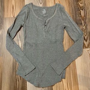 SO Gray M Fitted Long Sleeved Perfect Henley